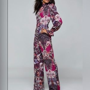 NWT BEBE Print Open Back Jumpsuit, size 4.